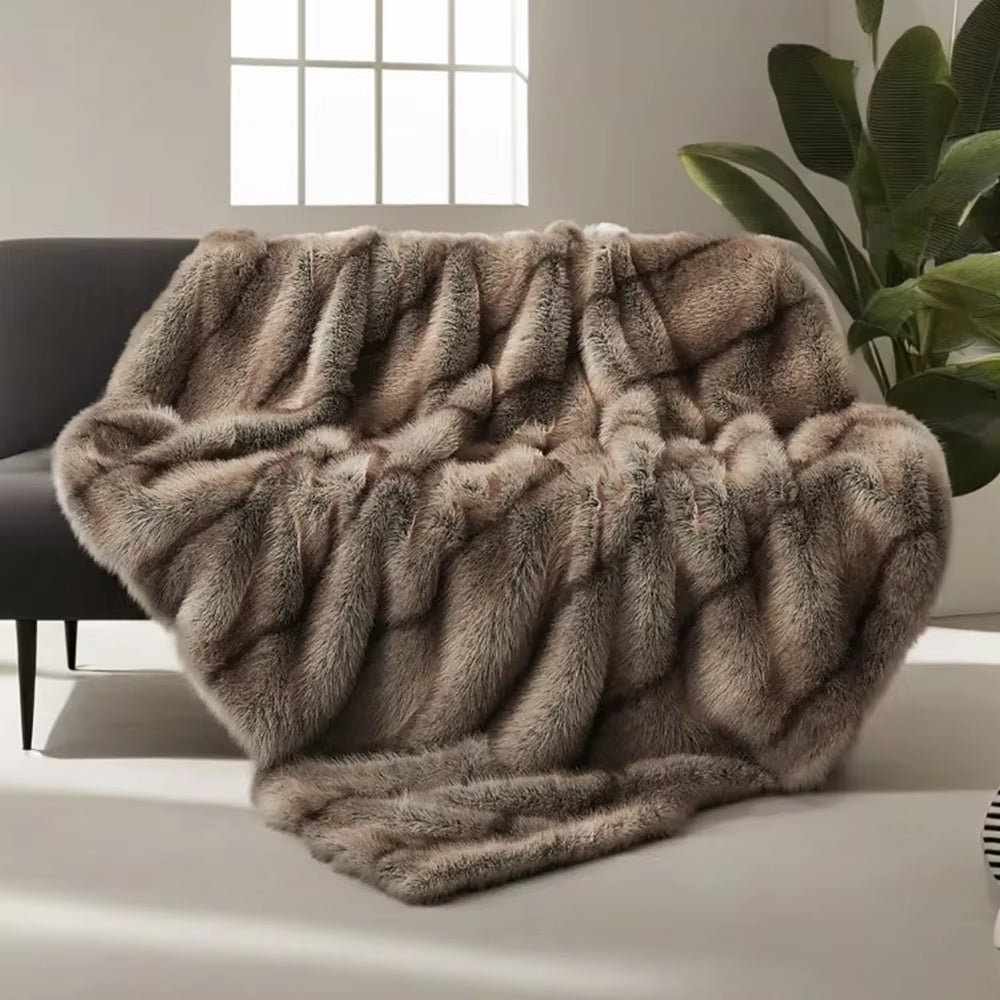 Luxury Faux Fur Blanket High-End Bed Fox Fur Blankets for Beds Plaid on the Sofa Cover Decoration Home Blankets and Throws